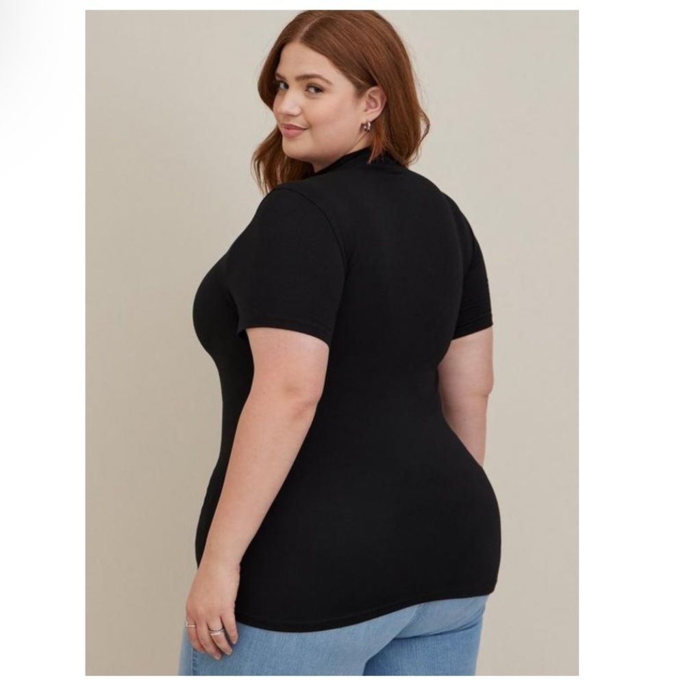 TORRID NWT MARVEL LOKI SYLVIE FOXY MOCK NECK TOP - Picture 4 of 6